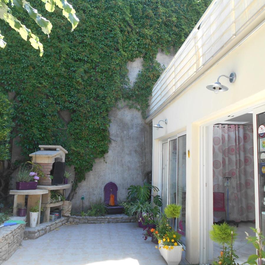 Louminai Bed & Breakfast Donzere Exterior photo