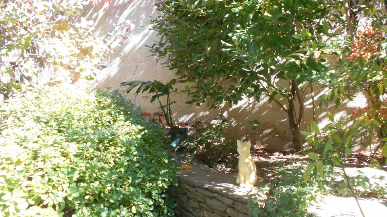 Louminai Bed & Breakfast Donzere Exterior photo