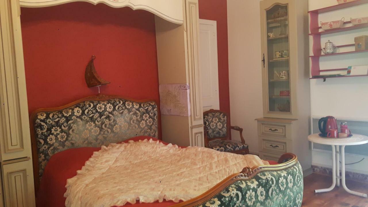 Louminai Bed & Breakfast Donzere Exterior photo